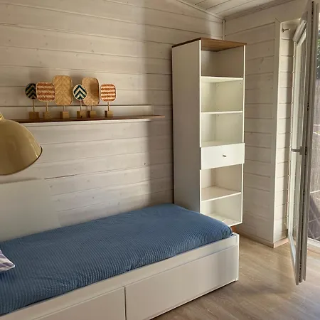 Near Sea & Pine Forest Holiday home